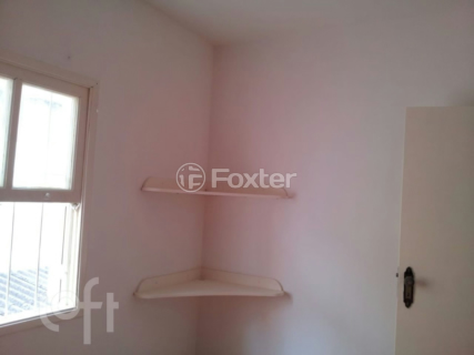 Image 7 - 881668
