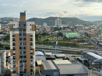 Image 9 - 881689