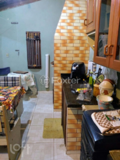 Image 7 - 881709
