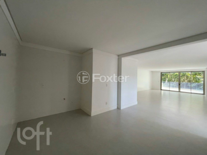 Image 7 - 881712