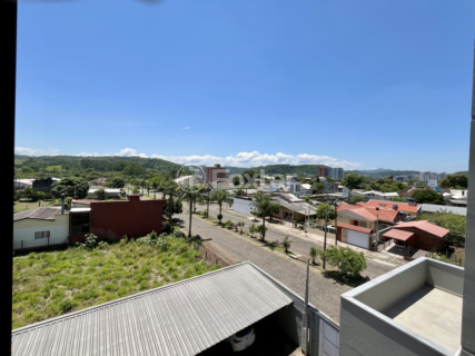 Image 6 - 881733