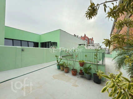 Image 21 - 881765