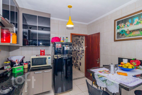 Image 8 - 881769