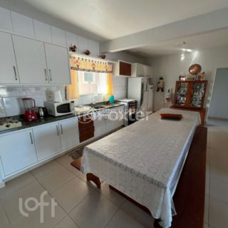 Image 2 - 881772