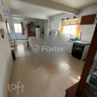 Image 1 - 881772