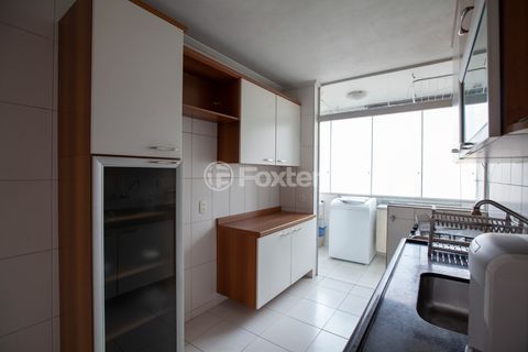 Image 3 - 881776