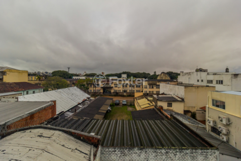 Image 2 - 881780