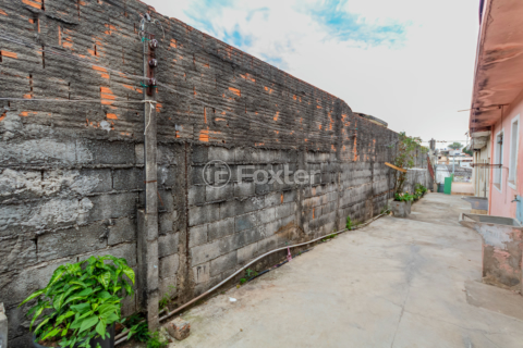 Image 23 - 881793
