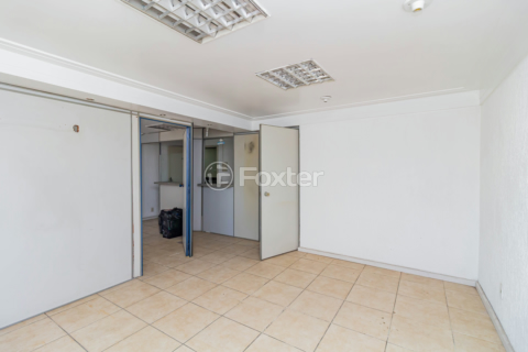 Image 3 - 881909