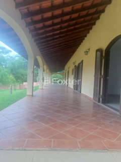 Image 8 - 881977