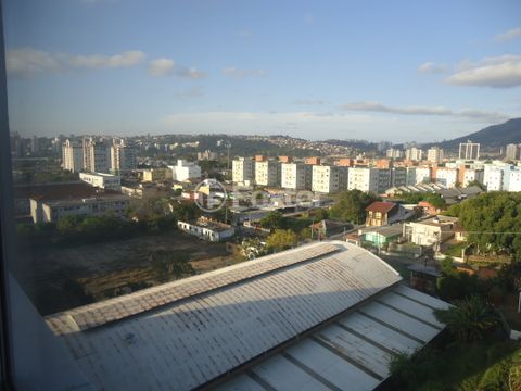 Image 16 - 882064