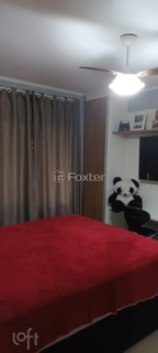 Image 7 - 882070