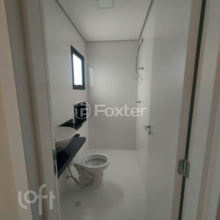 Image 7 - 882128