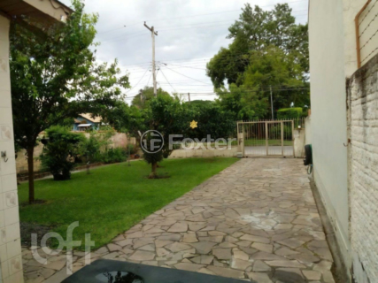 Image 9 - 882160