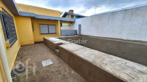 Image 7 - 882164