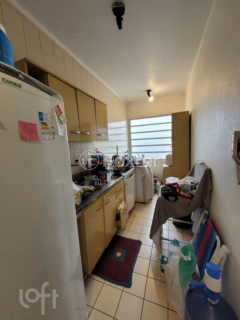 Image 3 - 882180