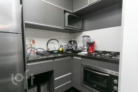 Image 4 - 882264