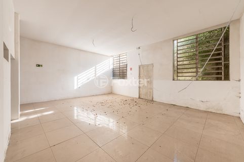 Image 17 - 882316