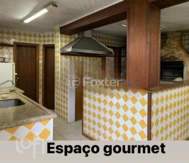 Image 26 - 882383