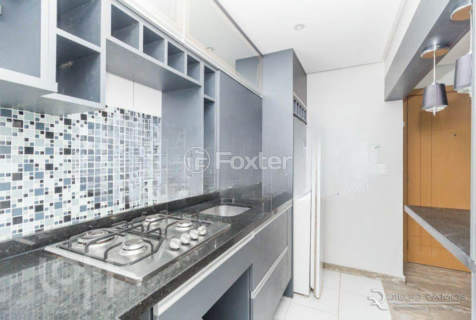 Image 7 - 882644
