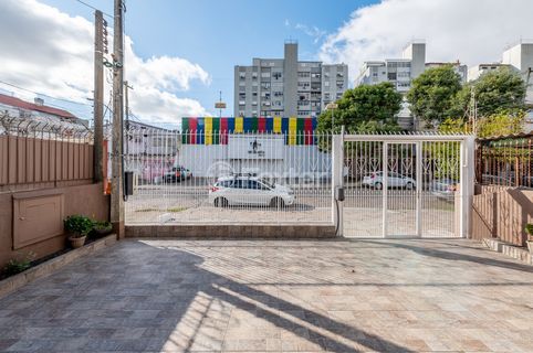 Image 27 - 882785