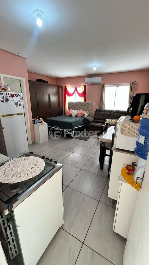 Image 31 - 882820