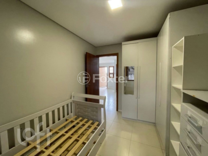 Image 7 - 882848