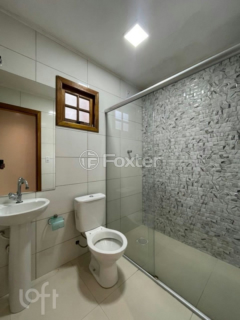 Image 8 - 882848