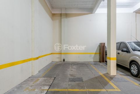 Image 34 - 882917