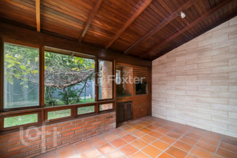 Image 23 - 882951