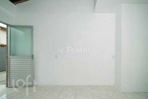 Image 52 - 882951