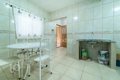 Image 76 - 882951