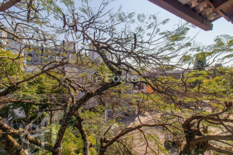 Image 7 - 883101