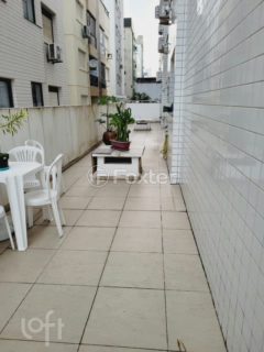 Image 15 - 883197