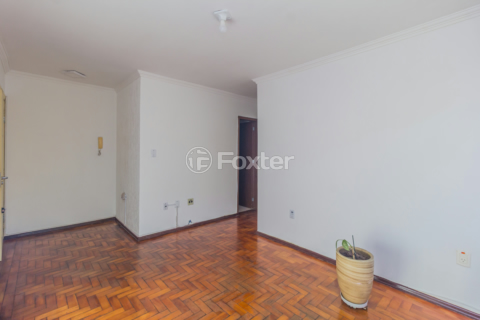 Image 3 - 883200