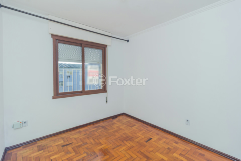 Image 7 - 883200