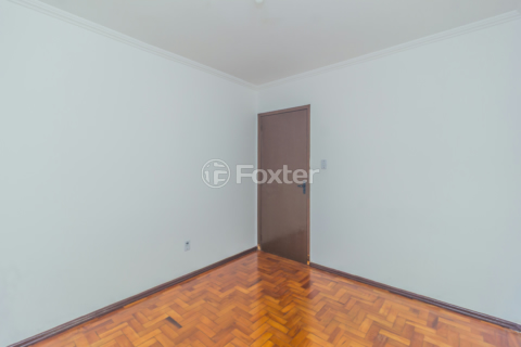 Image 8 - 883200