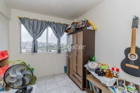 Image 7 - 883240