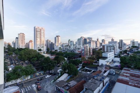 Image 34 - 883445