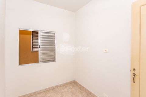 Image 31 - 883469