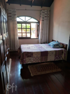 Image 18 - 883510