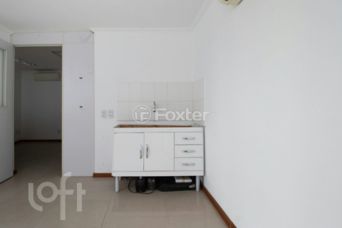 Image 4 - 883634