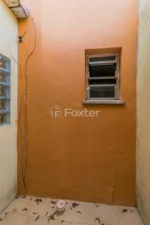 Image 28 - 883642
