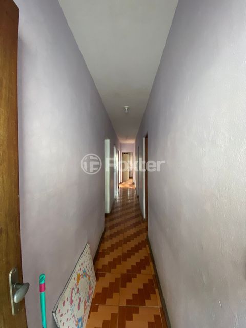Image 6 - 883643