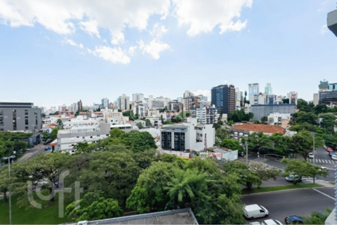 Image 33 - 883645