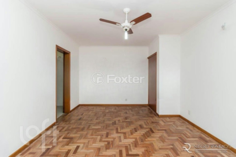 Image 3 - 883696