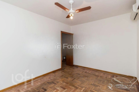 Image 14 - 883696