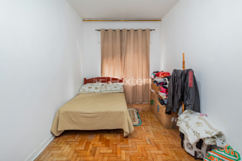 Image 8 - 883698