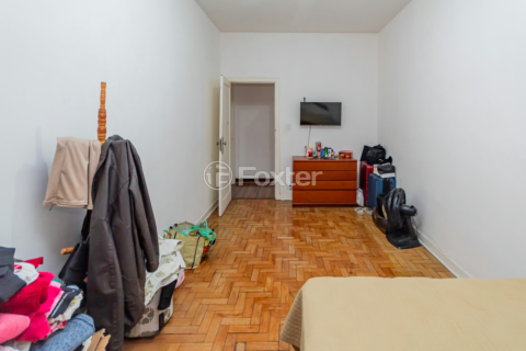 Image 6 - 883698