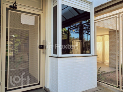Image 30 - 883722